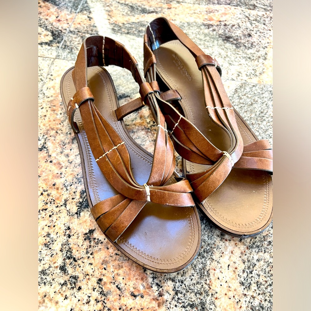 Bottega Veneta size 8